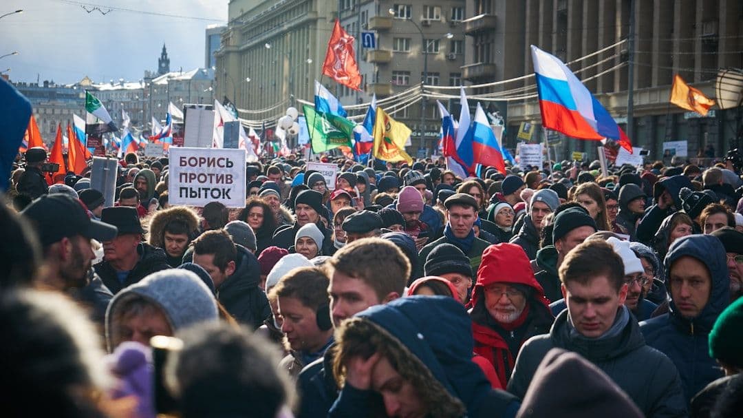 Mosca alza il tono: "Avanti con la guerra fino alla vittoria contro l'Ucraina"