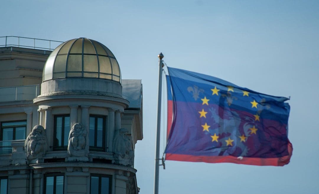 Salari minimi, Lega e Forza Italia rilanciano: ecco la proposta che divide il Paese